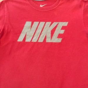 Nike T-shirt